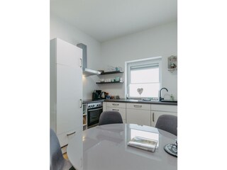 Küchenecke mit Esstisch Wohnung Marlena