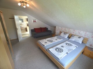 Zimmer 3 "Kirschblüte"