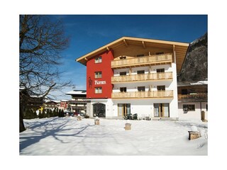 Hausansicht_Winter
