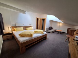 Zimmer212_4