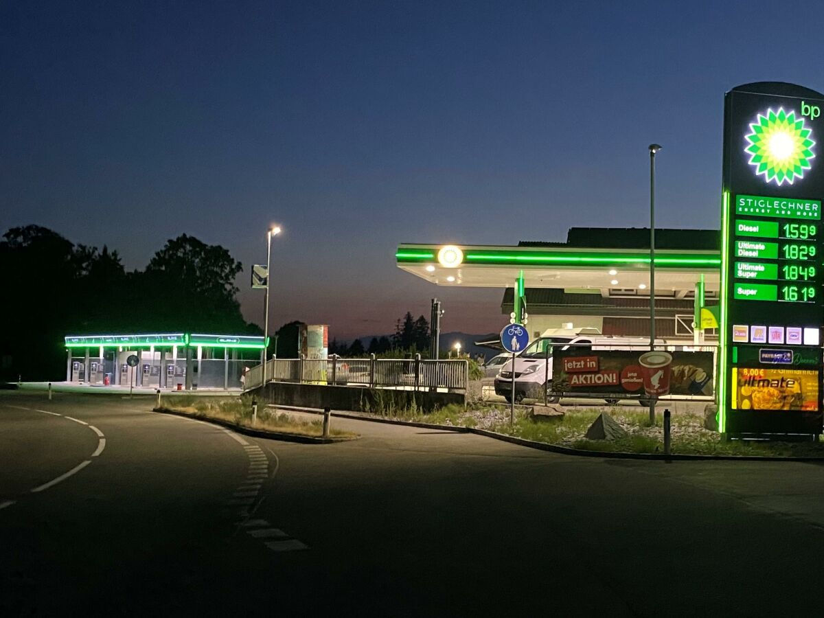 Tankstelle Nacht1