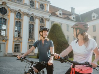 RadfahrerinnenVorStiftStFlorian16©WGDDonauOberoest