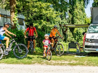 Radfahren an der Donau