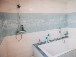 Badezimmer (2)