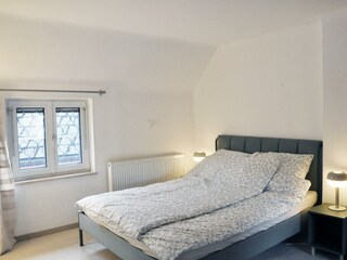 12_Bett