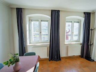 5_Apfel_Wohnzimmer_Ausblick