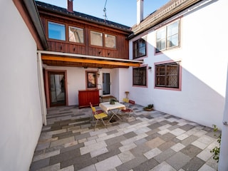 Innenhof U?berblick