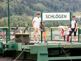 Fähren-Anlegestelle Schlögen