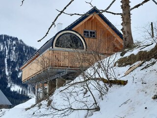 Sauna Ansicht mit Terrasse von hinten
