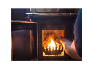 Frühstück im Feuerschein
