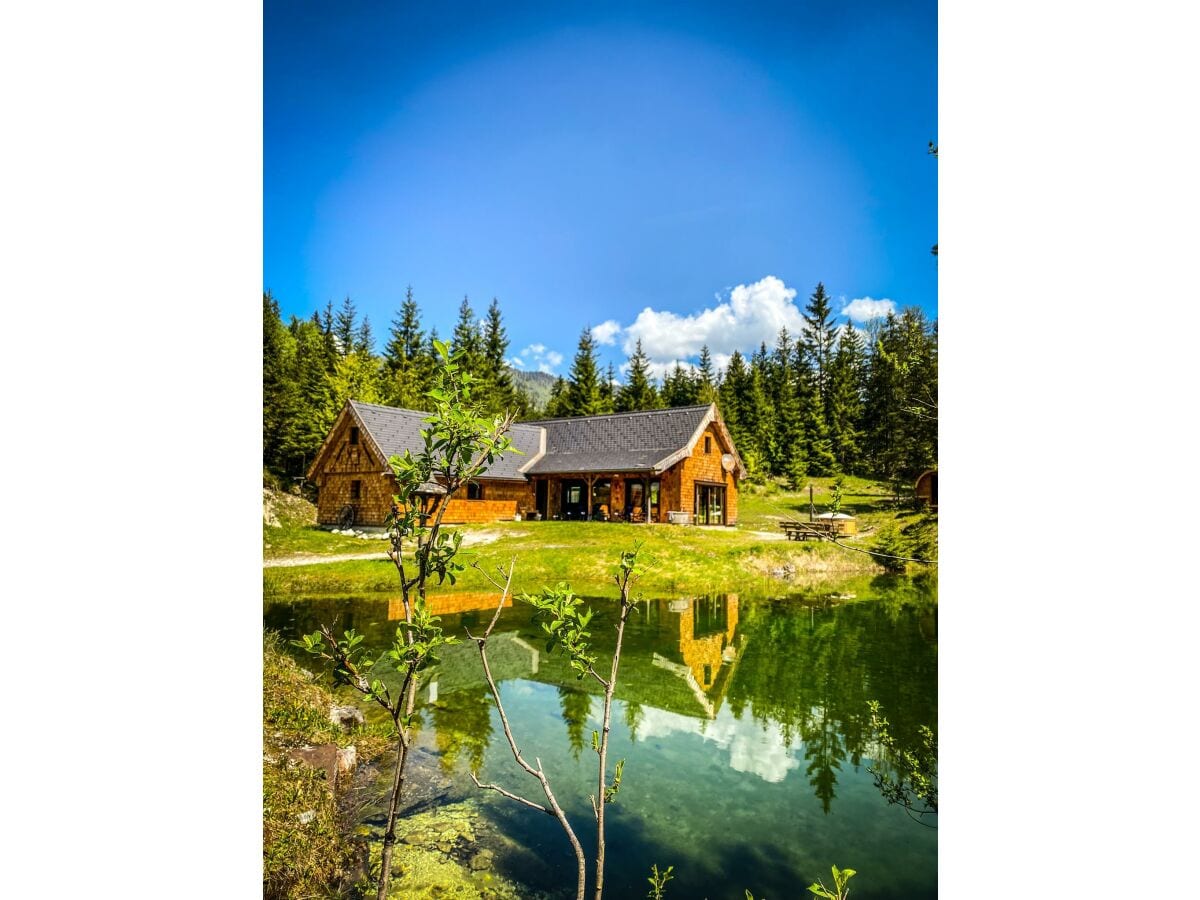 Chalet Vorderansicht-