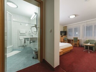 Zimmer 1