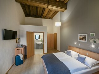 doppelzimmer-bad-jufa-hotel-schloss-roethelstein