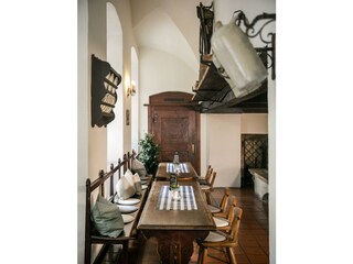 rauchkuchl-tisch-tafel-jufa-hotel-roethelstein