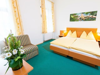 Doppelzimmer mit Schlafcouch