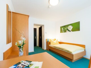 Einbettzimmer