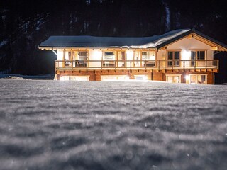 Xeis Natur Apartment_bei Nacht