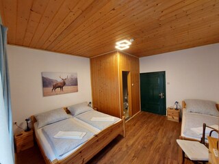 Dreibettzimmer