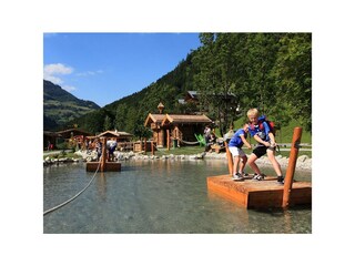 Erlebnisspielplatz - Flossfahrt