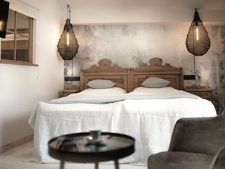 UdyxTV7J0kZvkZ8LNfDZ