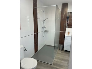 BAÑO1