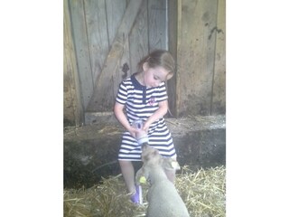 ... beim Fläschchen geben