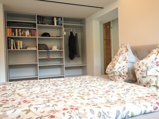 Schlafzimmer 1 mit Blick auf den Kaiser
