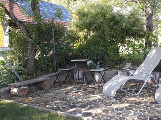 Haus Planetz - Garten mit Sitzmöglichkeiten