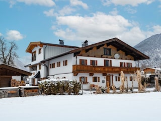 Haus außen 1