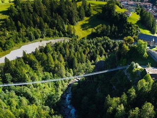 Appartement Waldfrieden Sicht auf Schloss Trautson