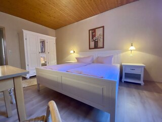 Zimmer 5 Innenansicht quer