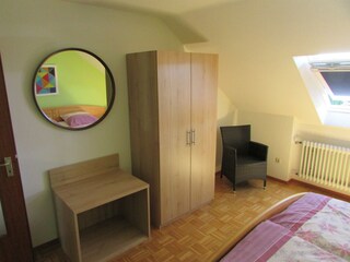 Schlafzimmer 2-Zi-App