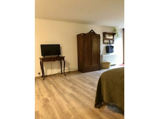 05D19CA5-D306-4768-9D43-60D0DA1ADEBF_1_105_c