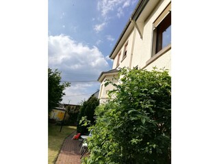 Gartenseite / Haus