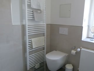 Badezimmer 1