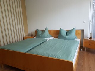 Schlafzimmer (Bild3)
