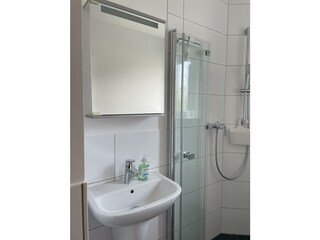 Badezimmer (Bild2)