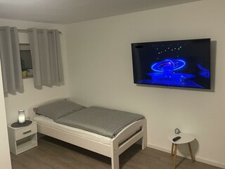 Großes Schlafz. Einzelbett Fewo Peklar IMG_4437