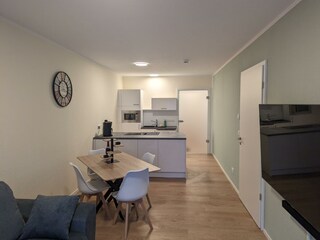 Küche und Esszimmer