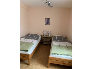 Schlafzimmer Ansicht 1