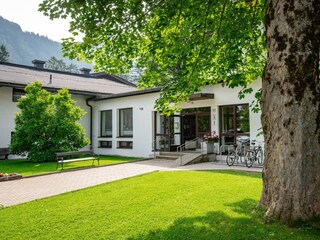 Eingangsbereich Grubhof mit dem Schlüsselkasten