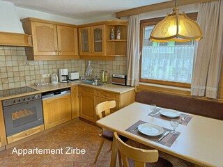 App.Zirbe-Küche-1