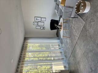 Blick zum Wohnzimmer