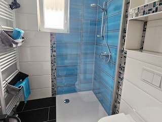 Bad mit Dusche