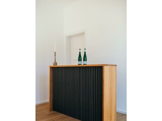 Theke "Vinothek"