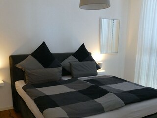 Großes Schlafzimmer