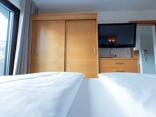 Apartment B, Doppelzimmer 2