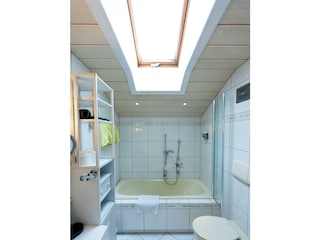 Apartment B, 3-Bett, Bad
