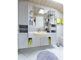Apartment B, 3-Bett, Waschtisch