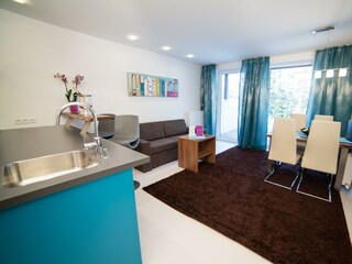 Apartment G - farbig und modern
